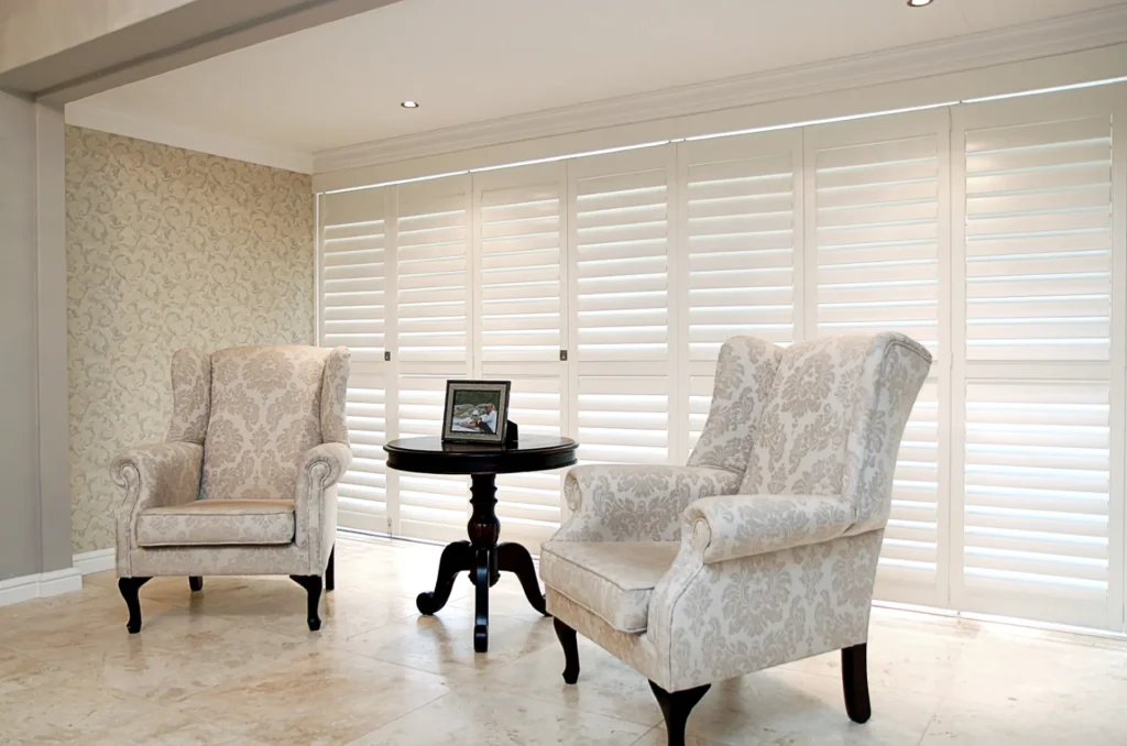 Motorized Blinds Vs. Manual: Are They Worth The Investment? Motorized Blinds vs. Manual: Are They Worth the Investment?