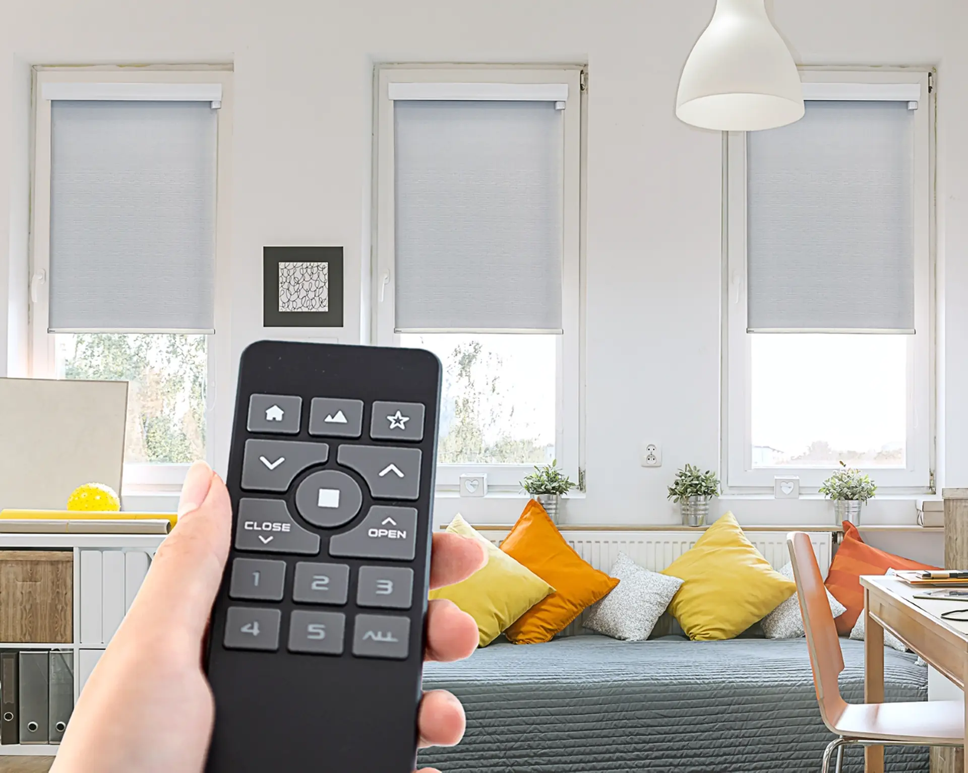 15-Norman Smart motorization-Roller-remote