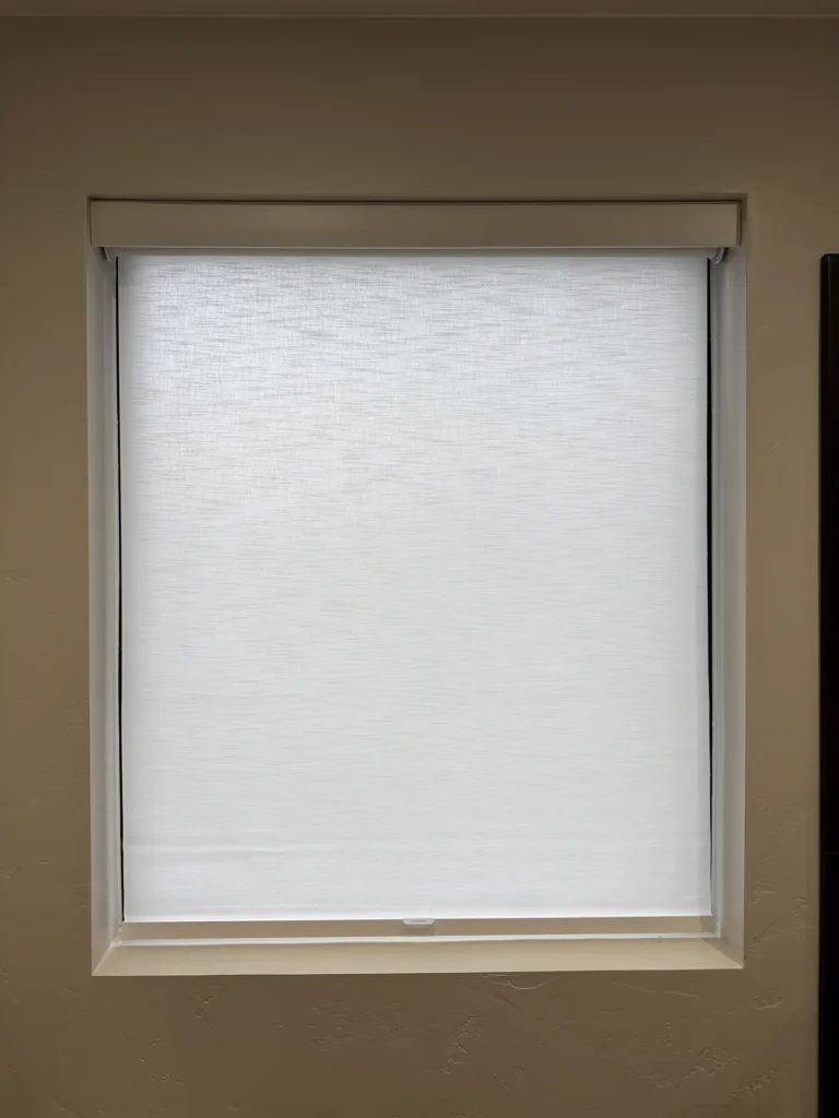 How Do Roller Shades Work? Your Beginner Roller Shades Guide How Do Roller Shades Work? Your Beginner Roller Shades Guide